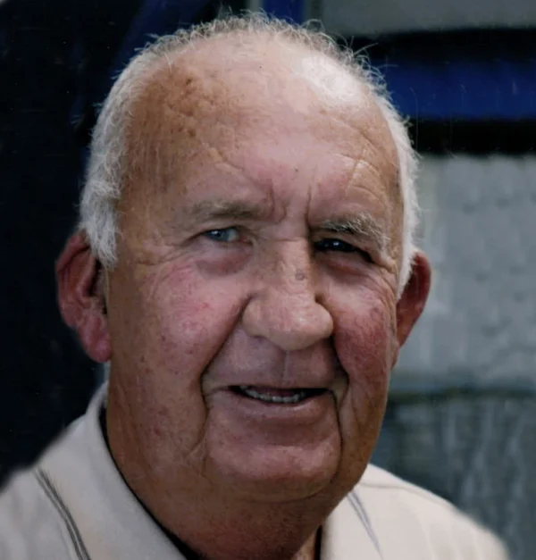 Mills Alan