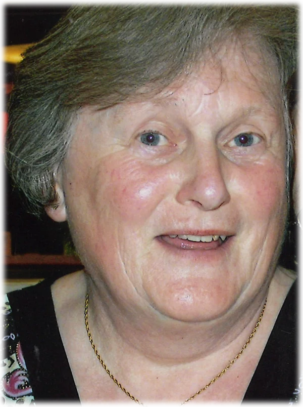 Van Spall, nee Stone Hester Annette Robertson